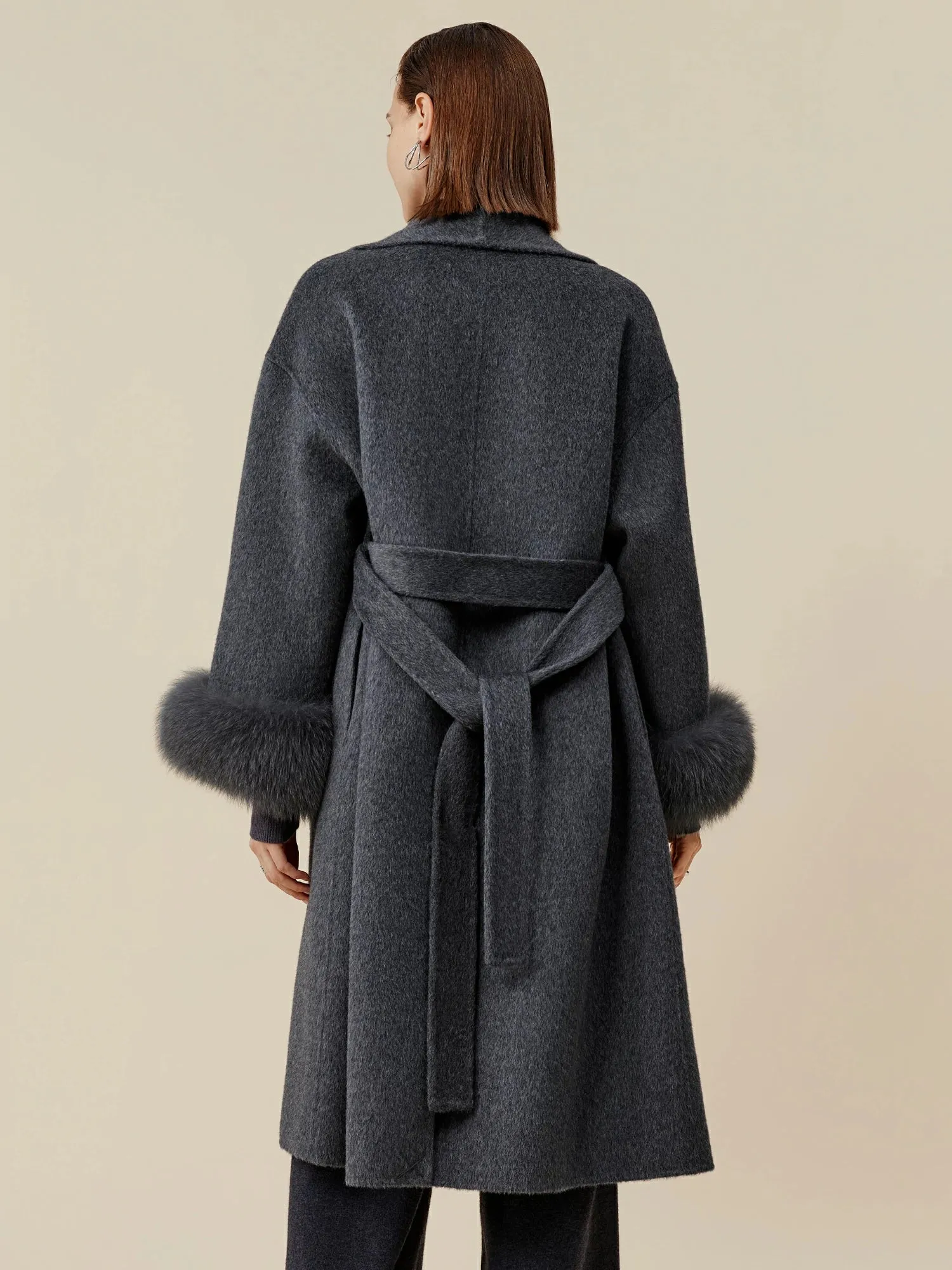 Amoretu 70.9% Wool Lapel Long Sleeve Plush Cuff Long Coat