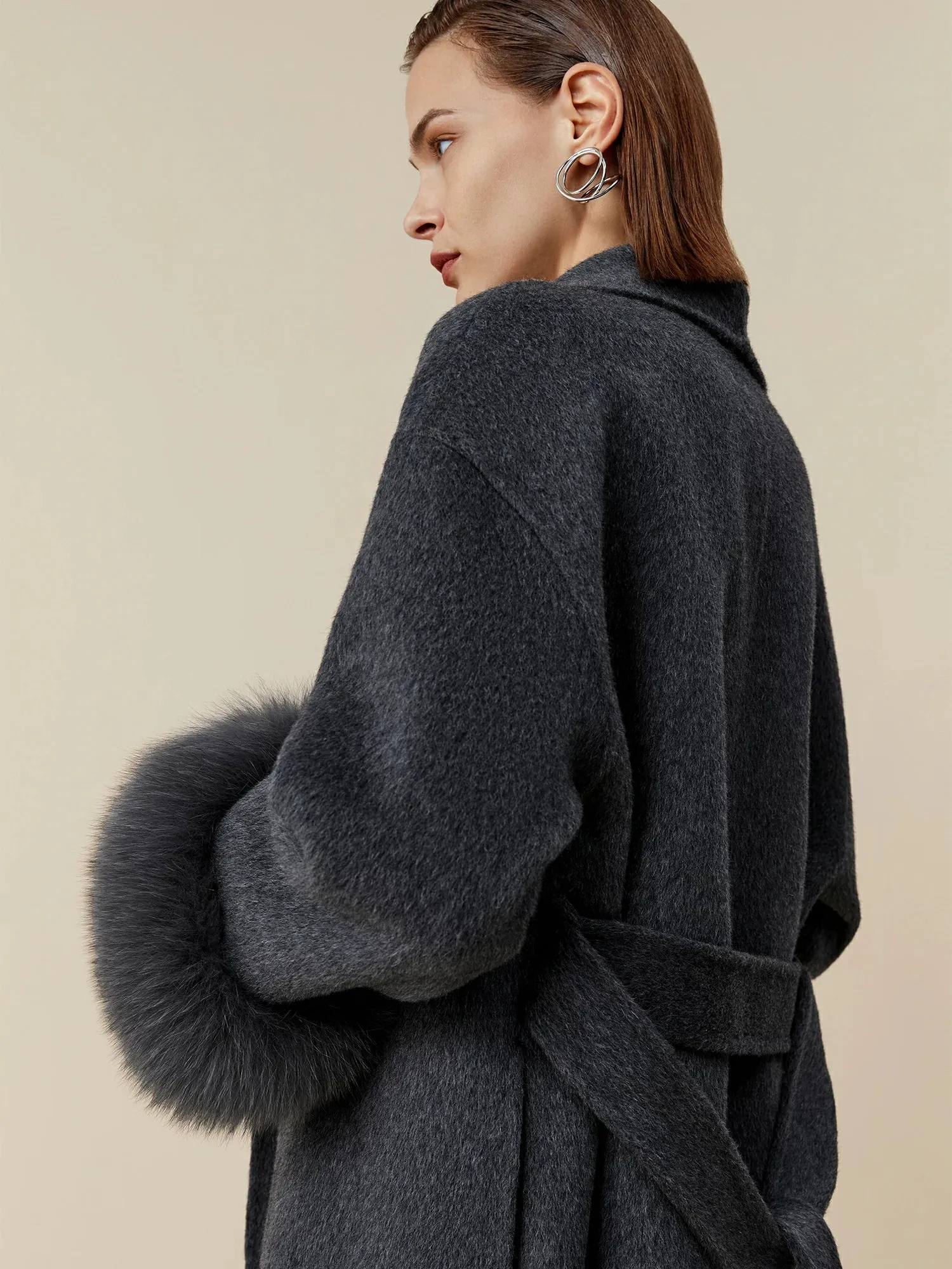 Amoretu 70.9% Wool Lapel Long Sleeve Plush Cuff Long Coat