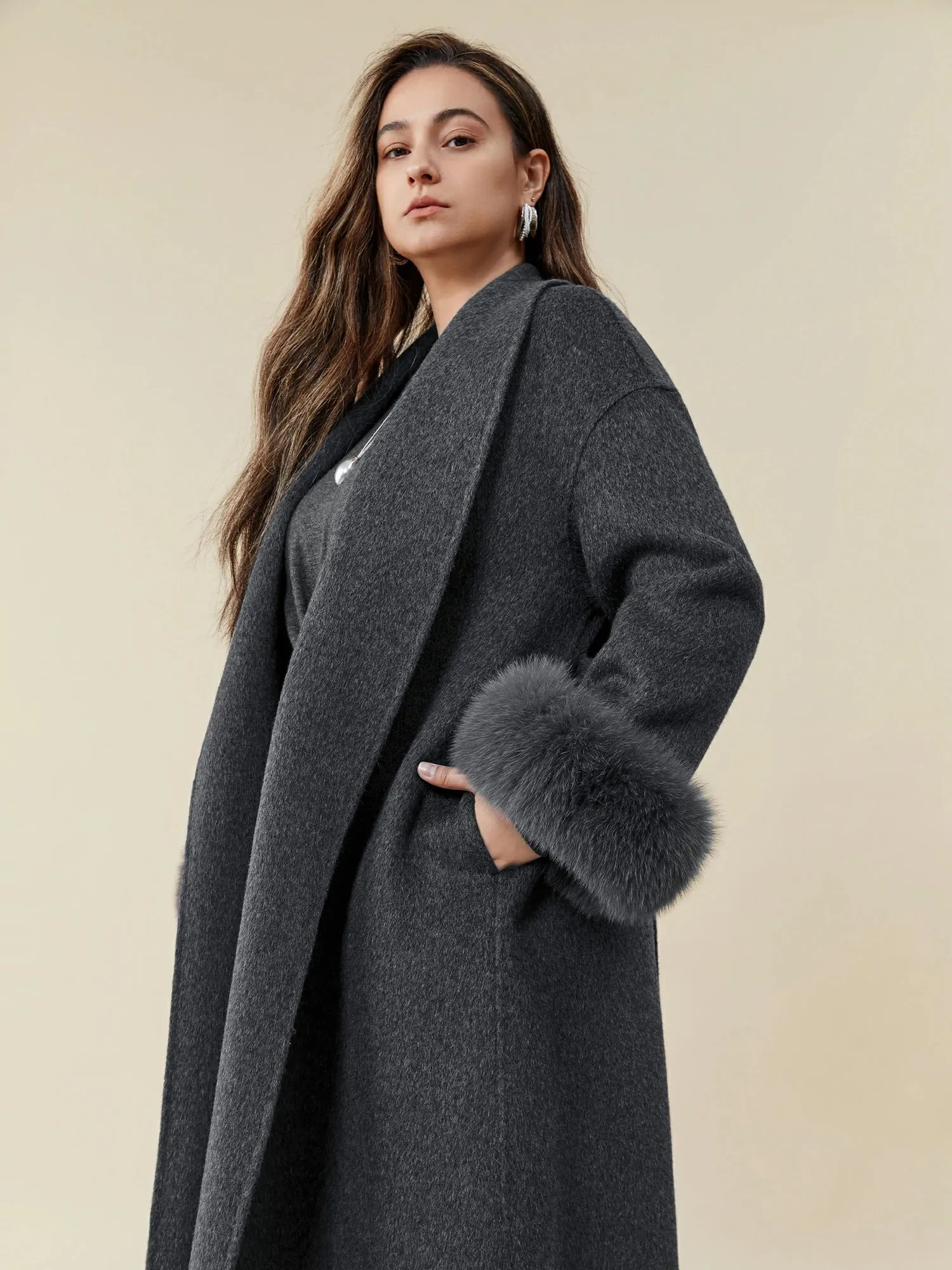 Amoretu 70.9% Wool Lapel Long Sleeve Plush Cuff Long Coat