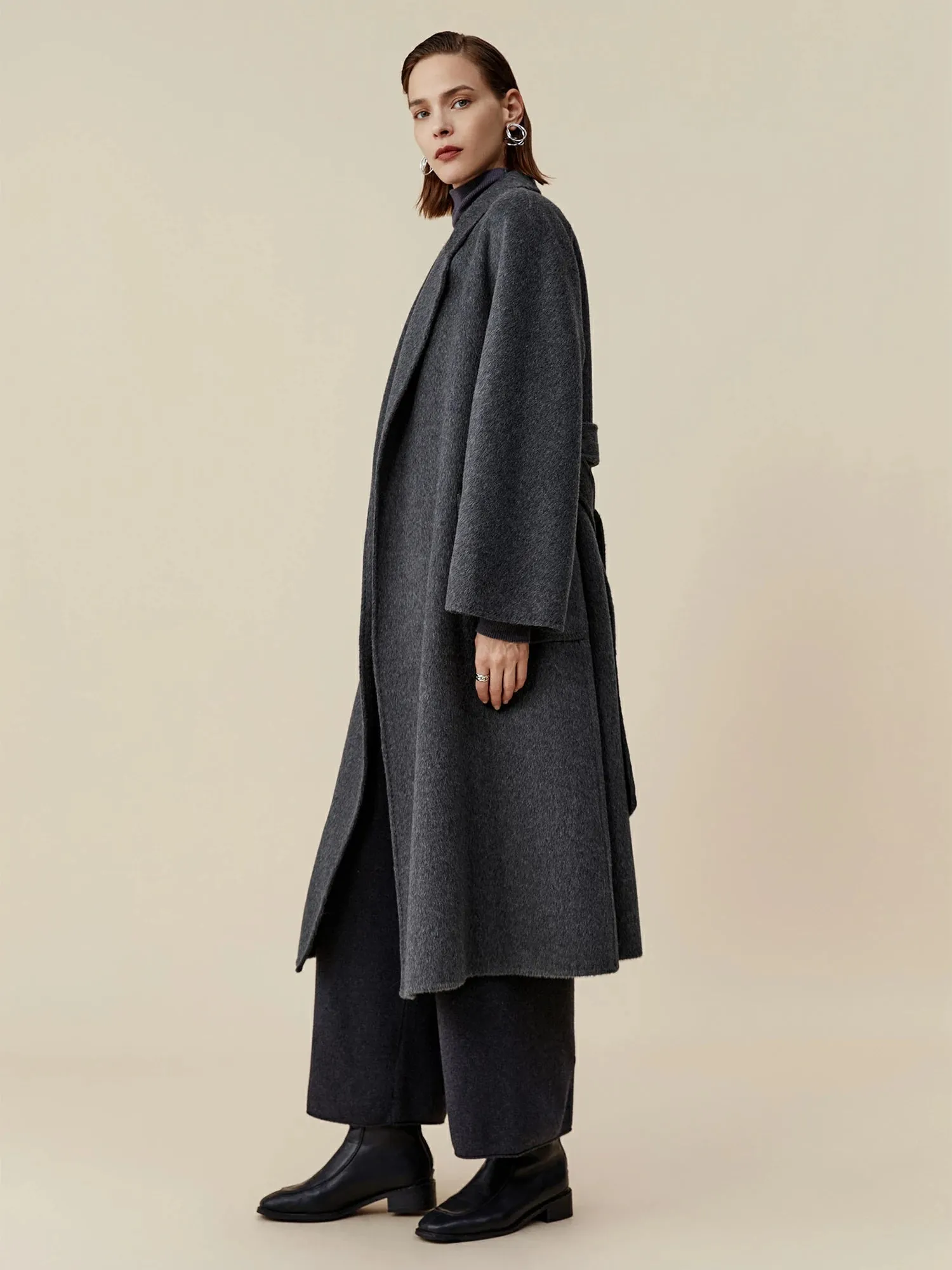 Amoretu 70.9% Wool Notched Lapel Long Sleeve Classic Coat