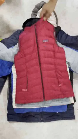 Branded Patagonia Puffer — 12 pieces