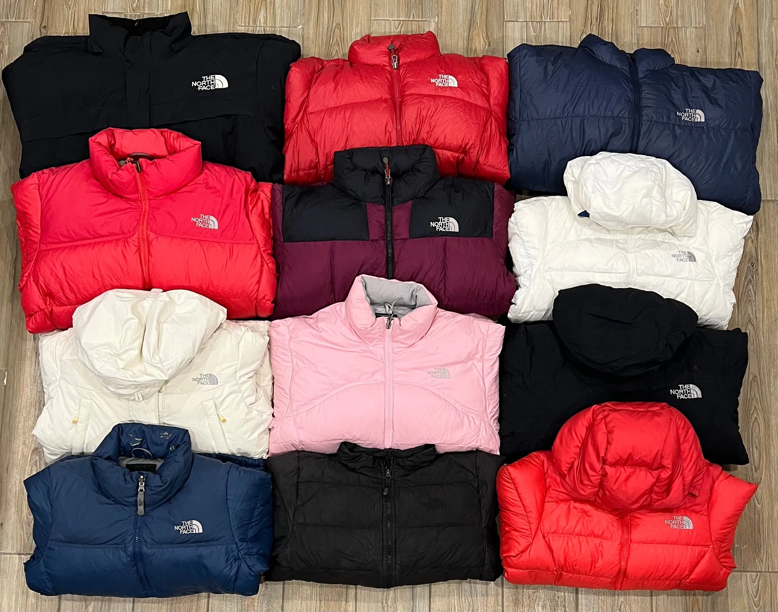 Branded The North Face Puffer Jackets 700 800 900 - 13 Pieces