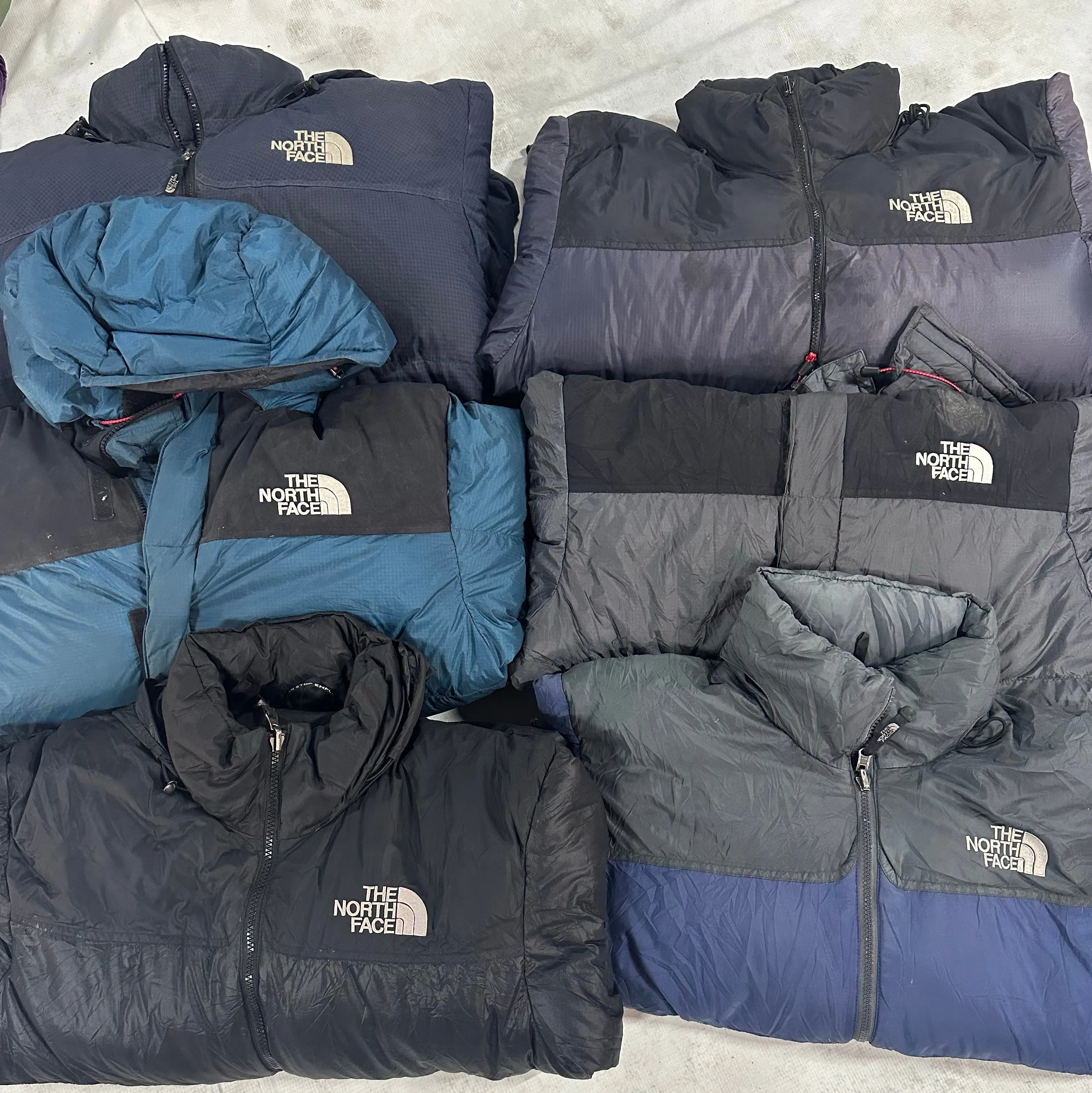 *Branded The North Face puffer Jackets Nuptse*