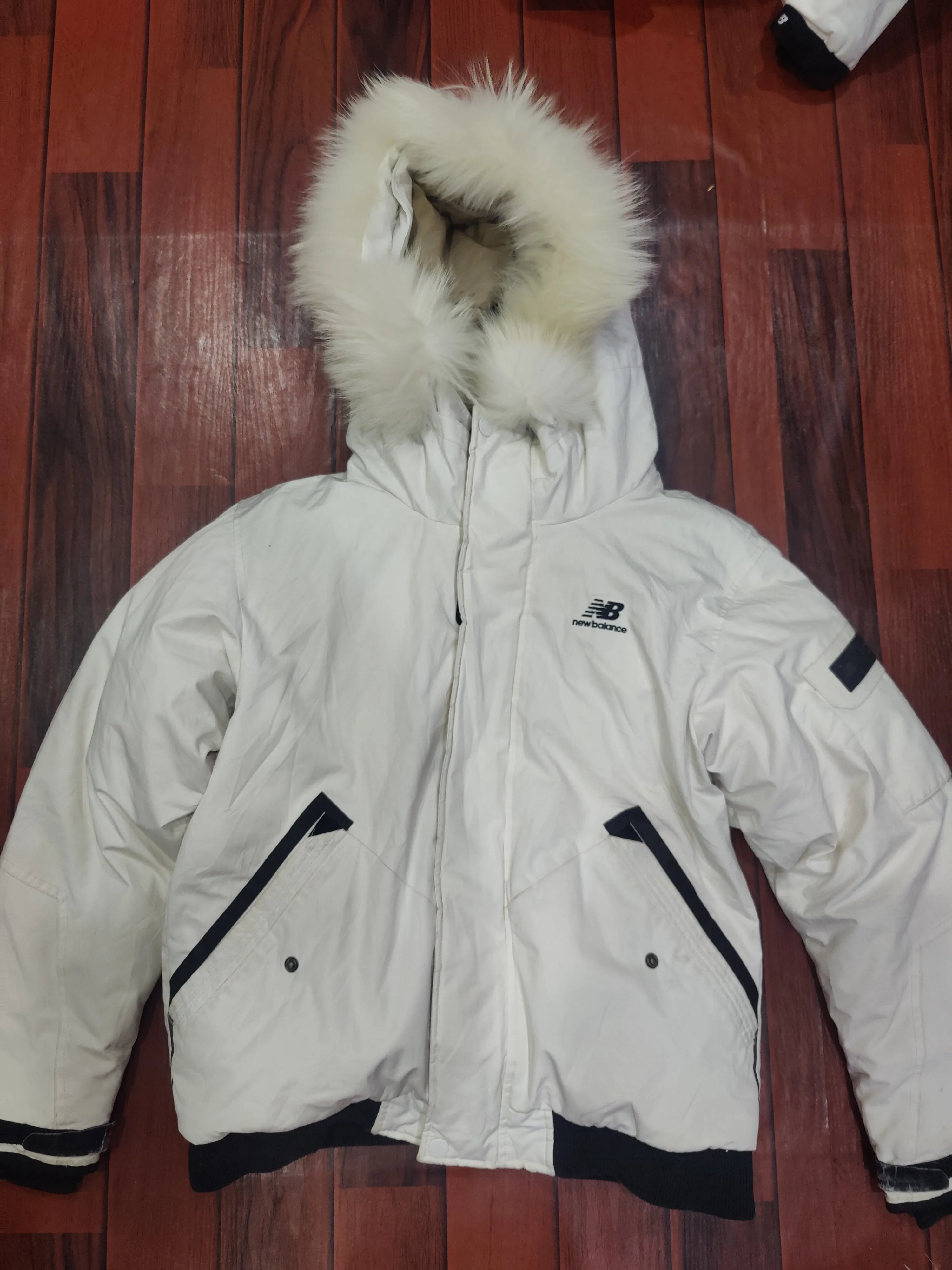 New Balance Puffer Jackets - 14 Pieces